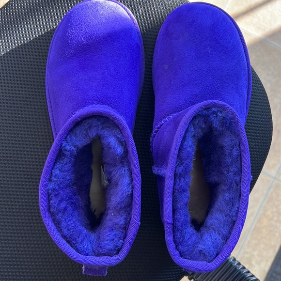 Girls UGG boots - Picture 2 of 5